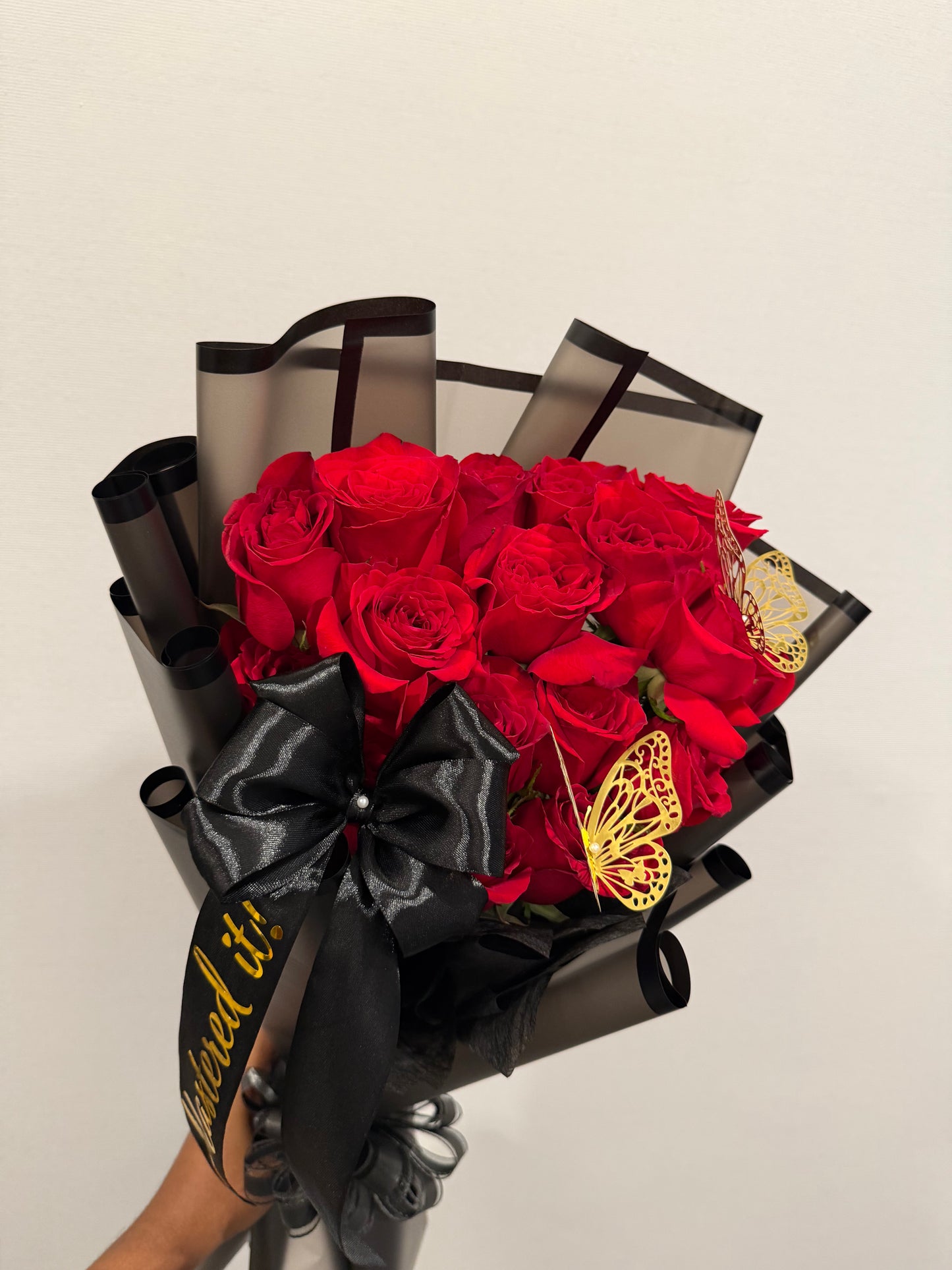 Design Your Fresh Rose Bouquet 🌹