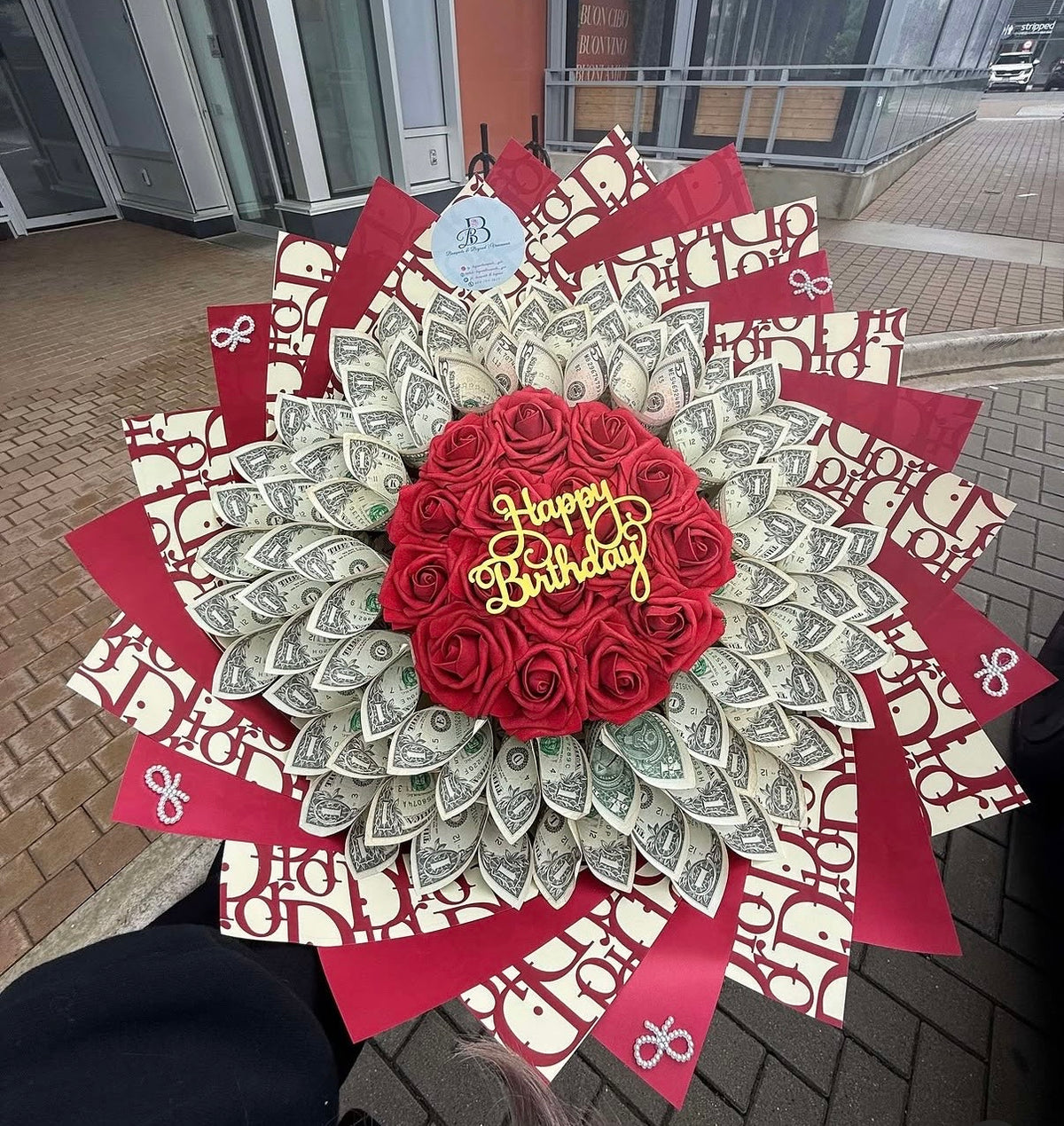 Money Talks: Grand Gesture 🤑