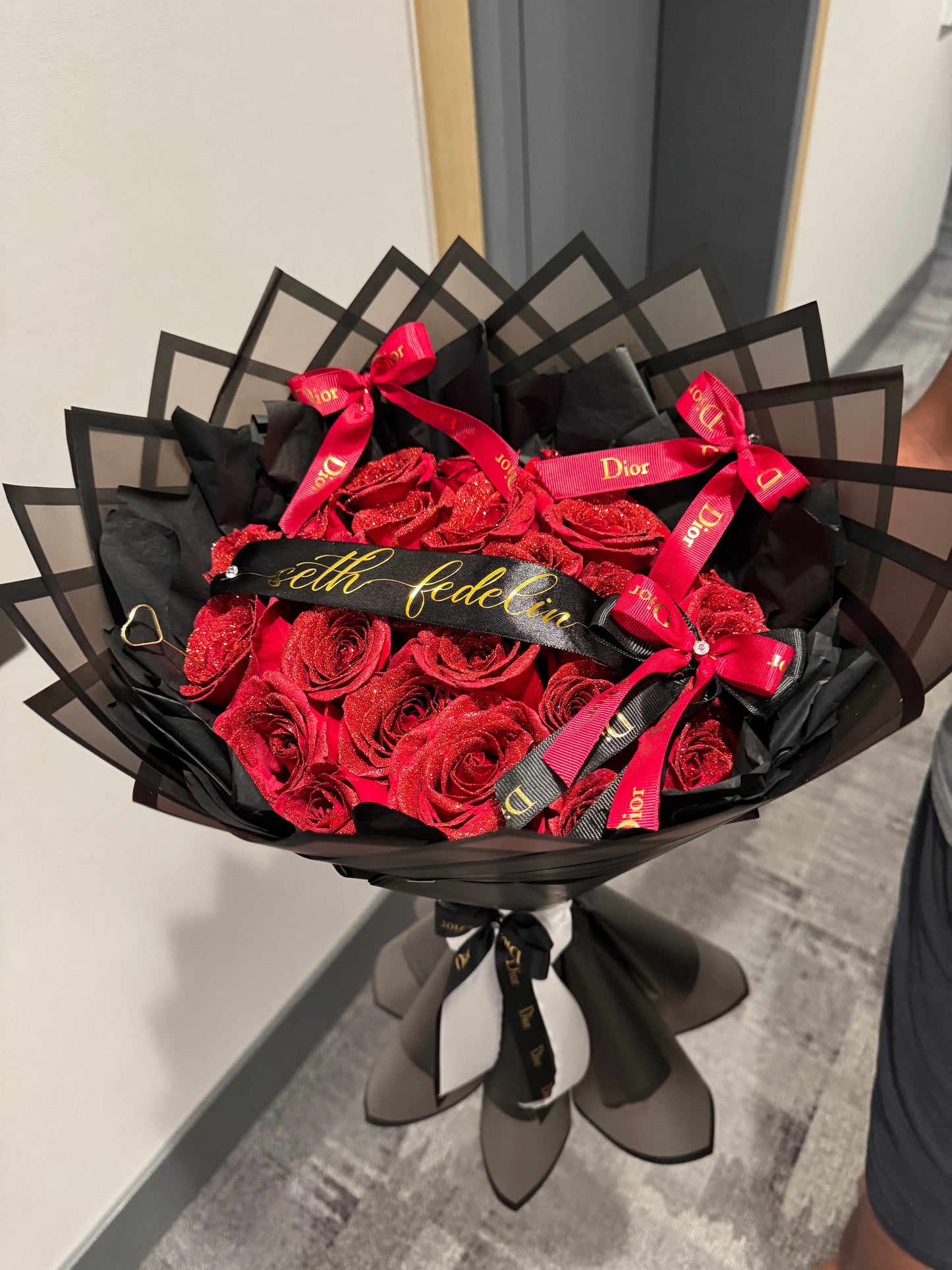 Design Your Fresh Rose Bouquet 🌹