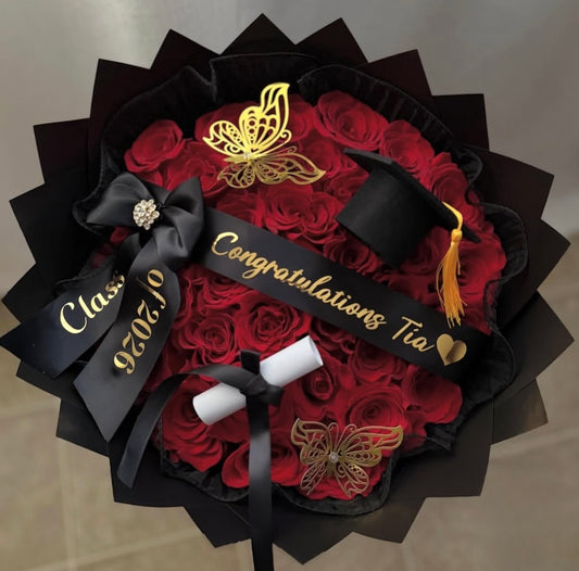 Graduation Rose Bouquet 🎓